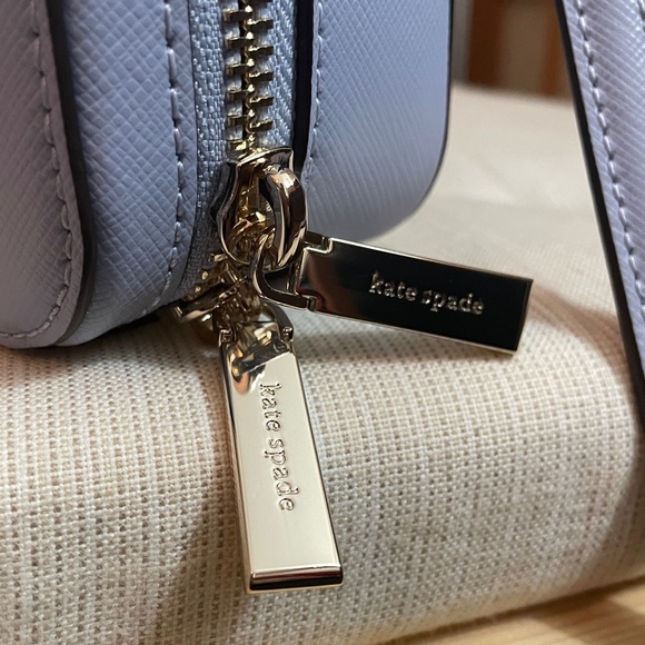 Kate Spade Daisy Vanity bag in Candied Flower Blue NWT - Picture 16 of 17